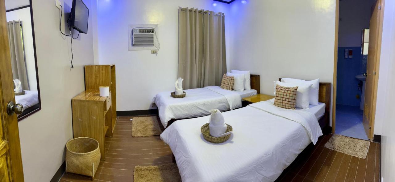 Jewel Tourist Inn Coron Exterior foto